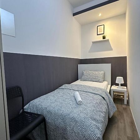 Traveller Partition Room In Al Barsha 1 Near Metro Dubaj Zewnętrze zdjęcie
