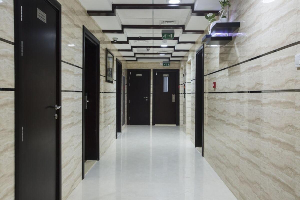 Traveller Partition Room In Al Barsha 1 Near Metro Dubaj Zewnętrze zdjęcie